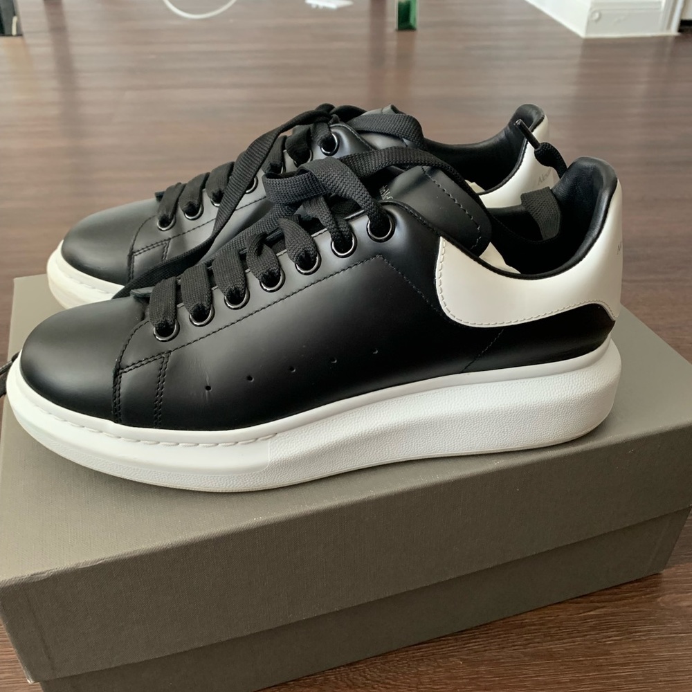 Alexander McQueen Oversized Sneaker